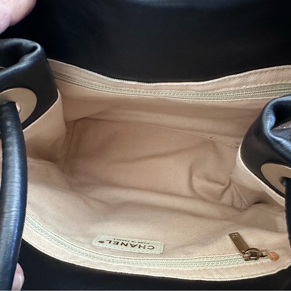 Rare Black Chanel Camelia flower Tote‎ Bag - Picture 3 of 10